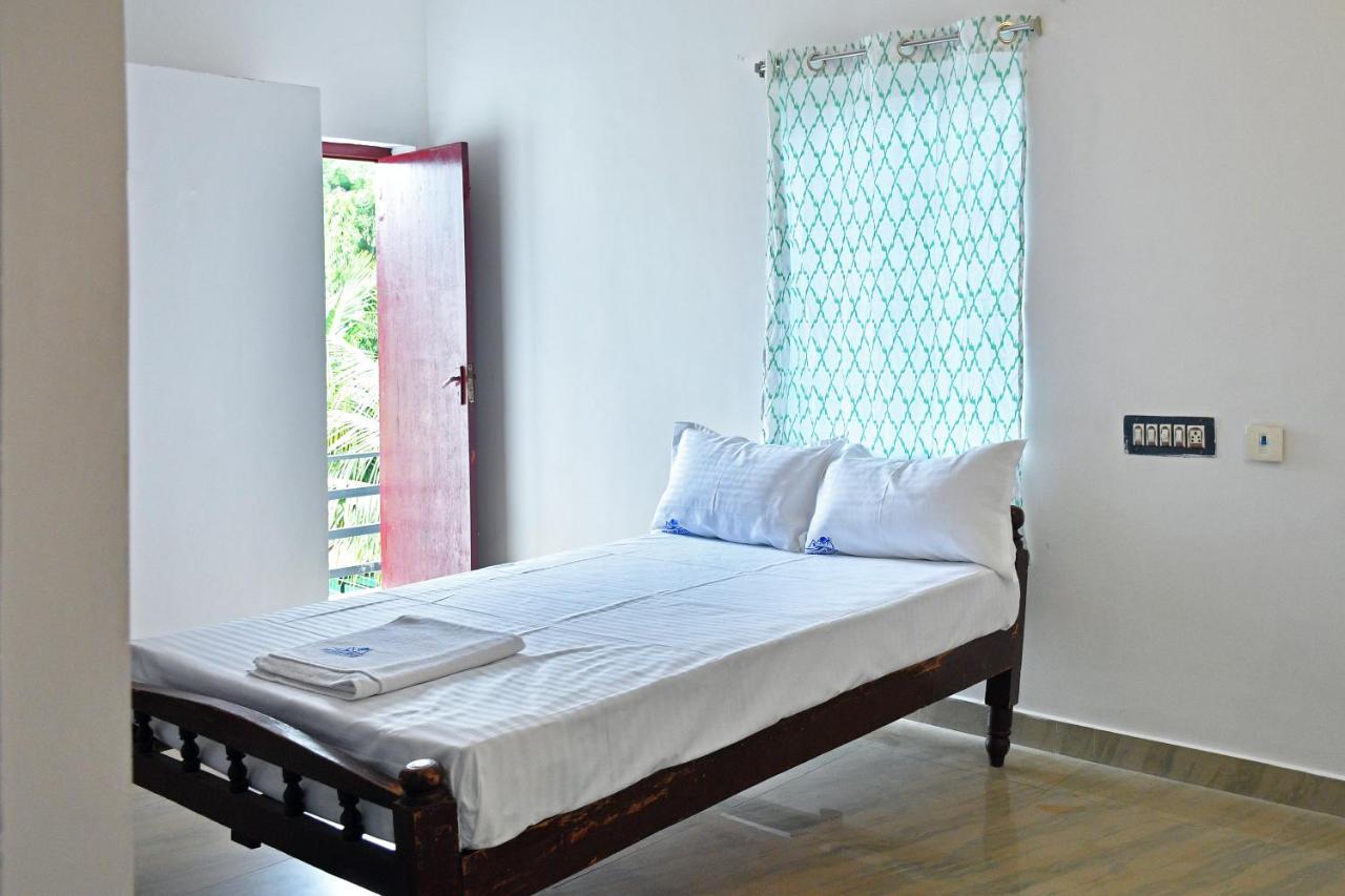 The Club House- Swimming Pool That'S Better Than The Beach Hotel Pondicherry Exterior photo