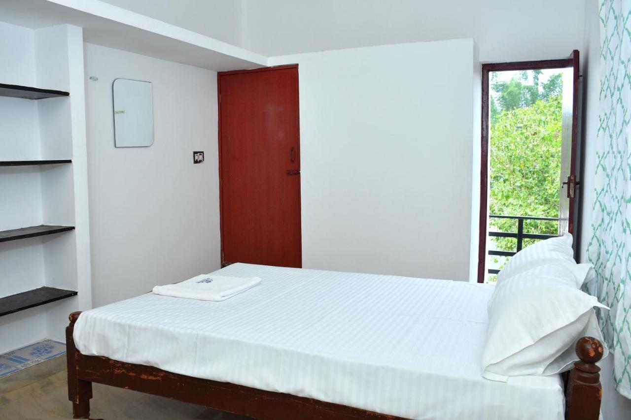 The Club House- Swimming Pool That'S Better Than The Beach Hotel Pondicherry Exterior photo