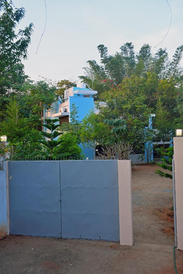 The Club House- Swimming Pool That'S Better Than The Beach Hotel Pondicherry Exterior photo